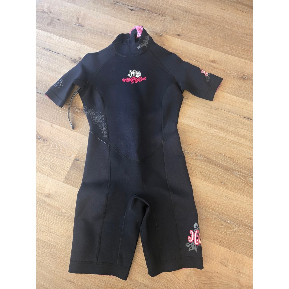 HO Sports Women Wetsuit Size 12 Shorty Black Pink Hibiscus Neoprene Short Sleeve